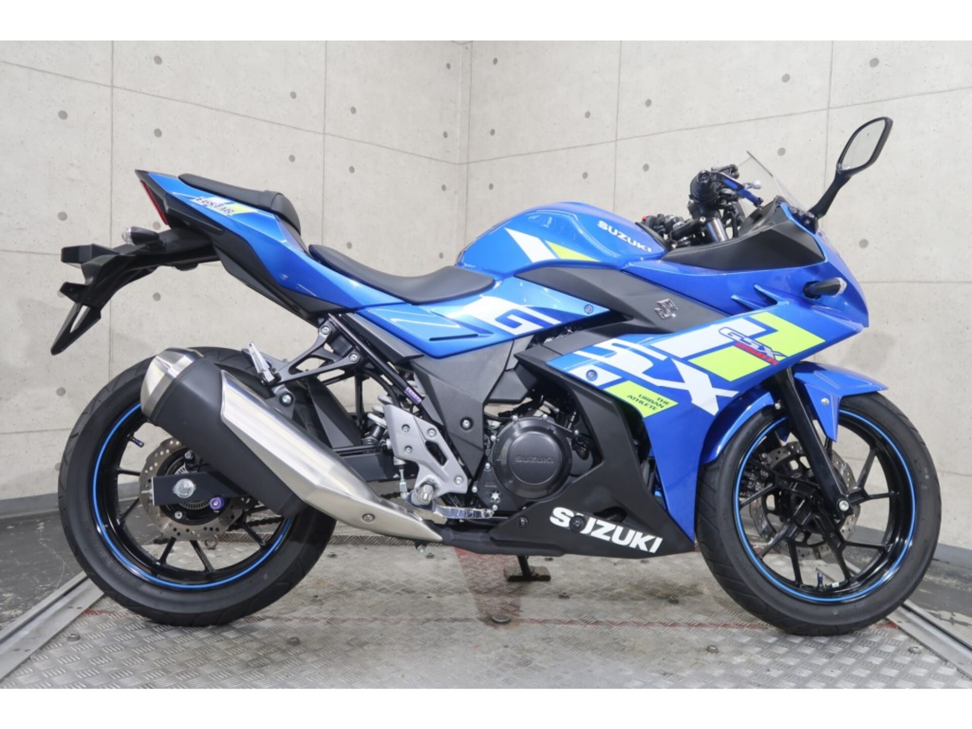 Suzuki GSX250R