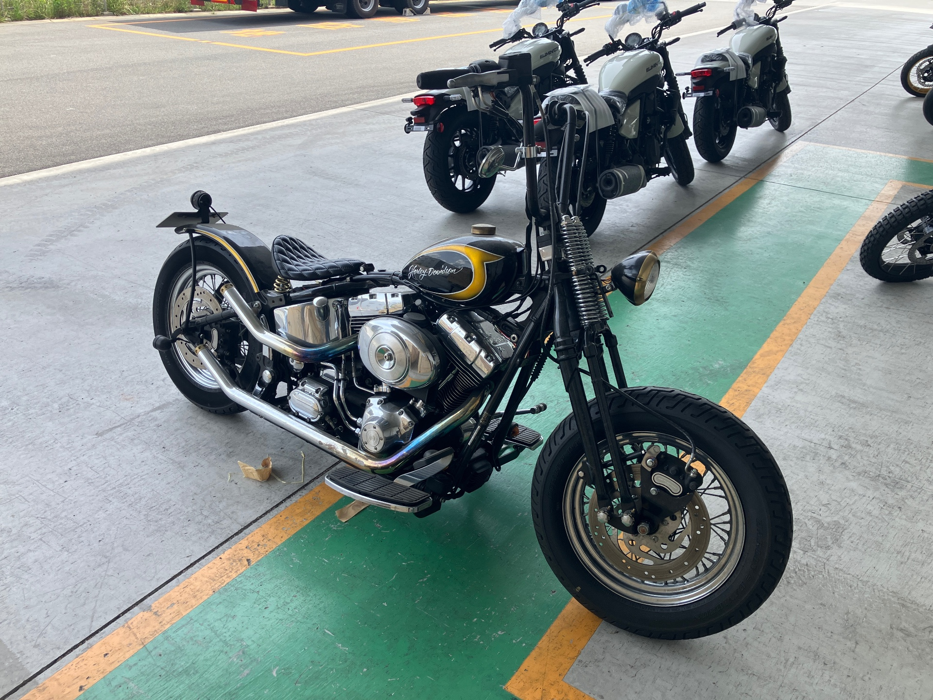 Harley-Davidson HARLEY FLSTC