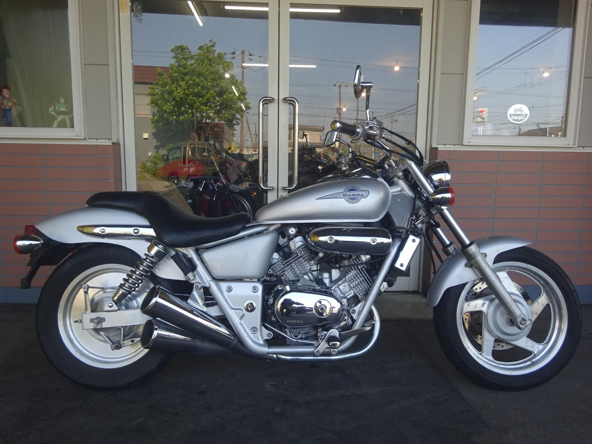 Honda V-TWIN MAGNA