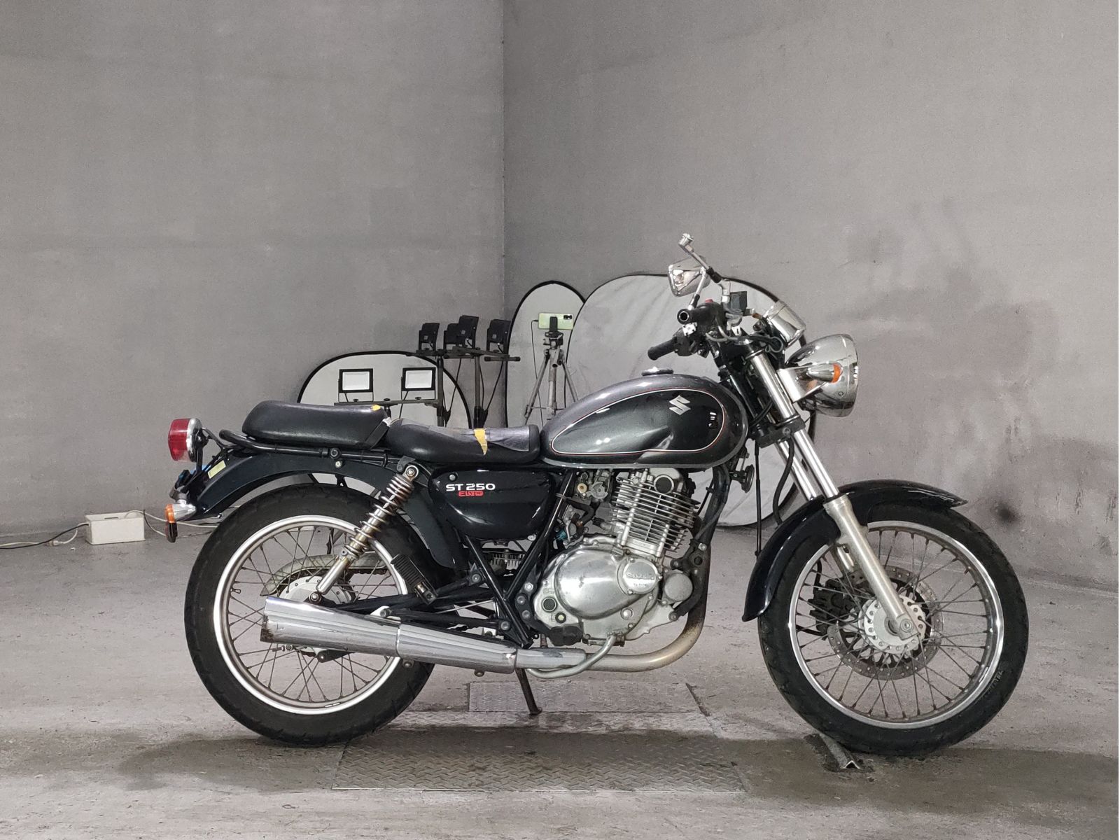 Suzuki ST250E