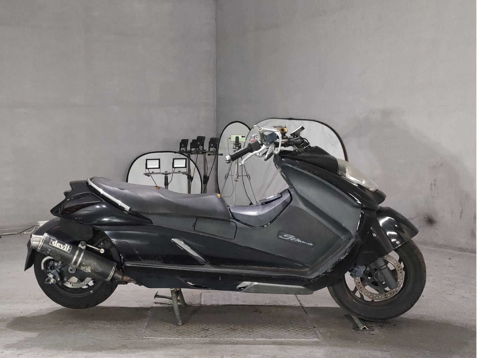 Suzuki GEMMA250