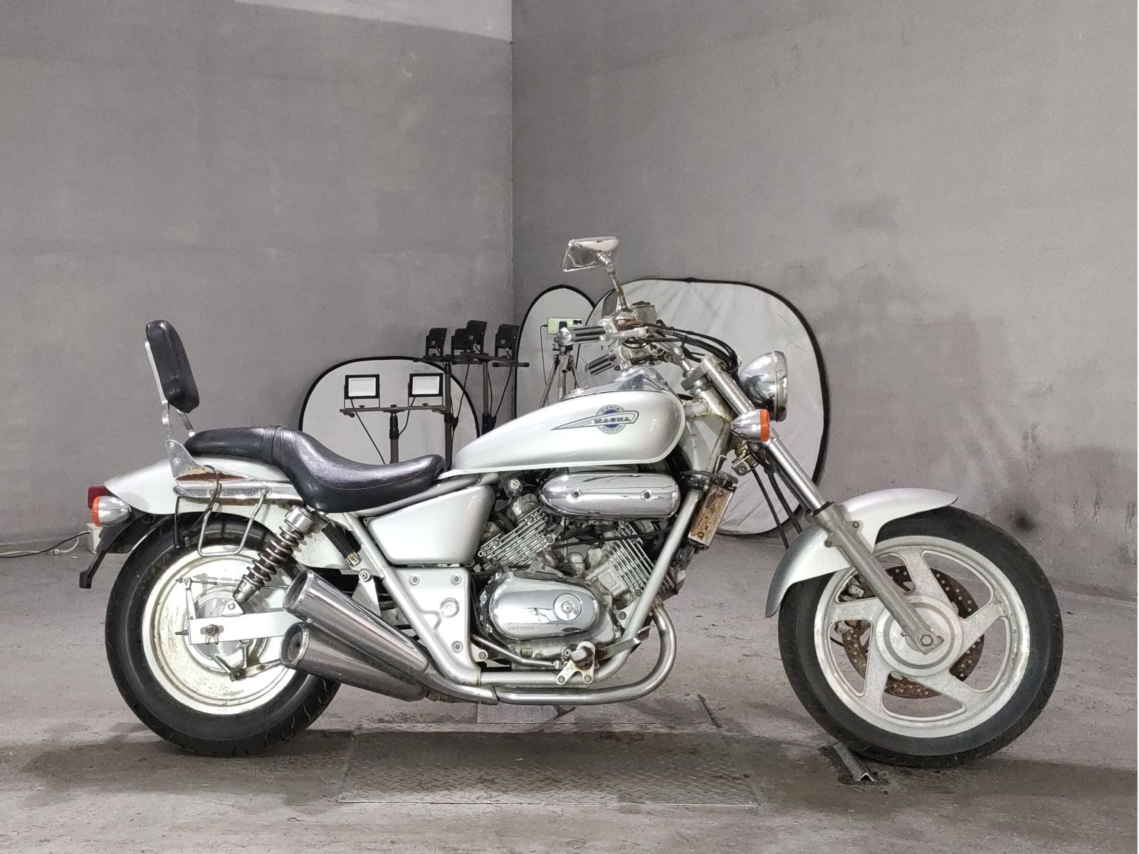 Honda MAGNA 250