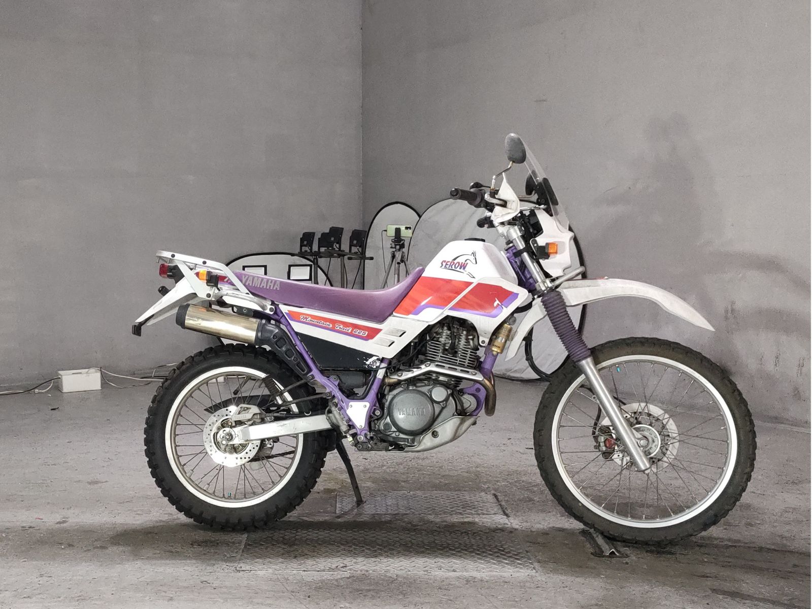 Yamaha SEROW 225W