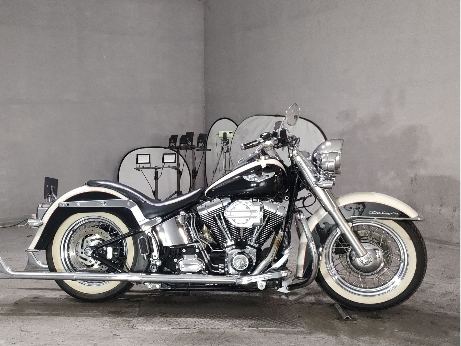 Harley-Davidson HARLEY FLSTN1580