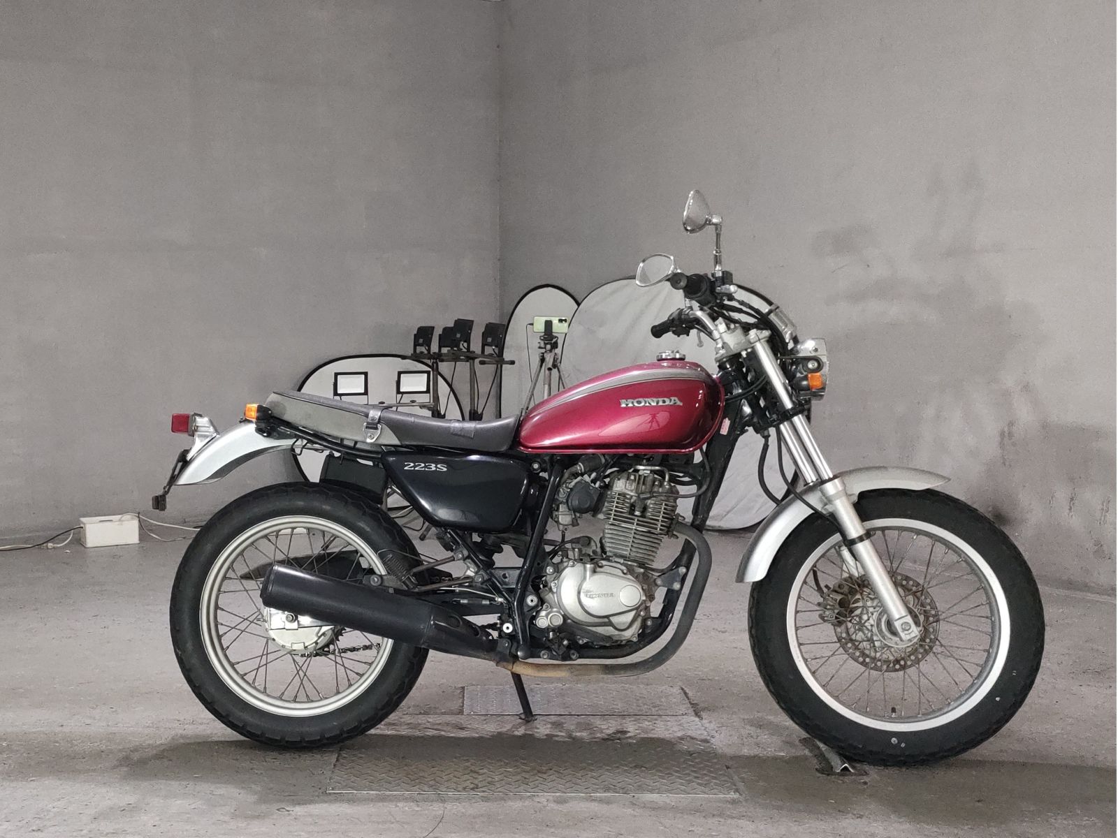 Honda CB223S