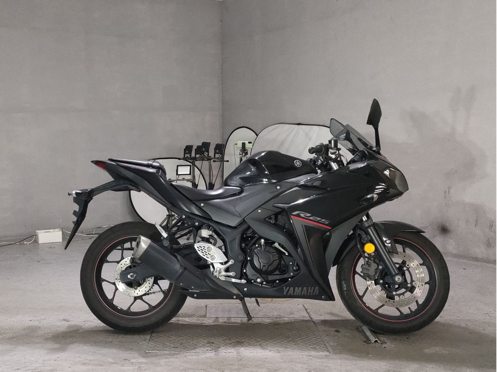 Yamaha YZF-R25