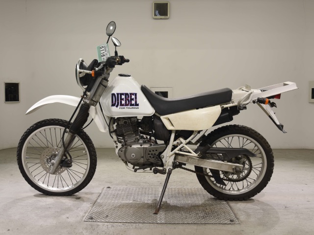Suzuki DJEBEL200