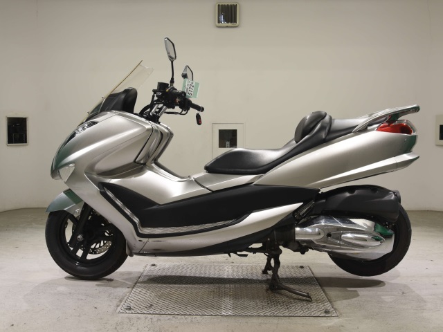 Yamaha MAJESTY 250-4