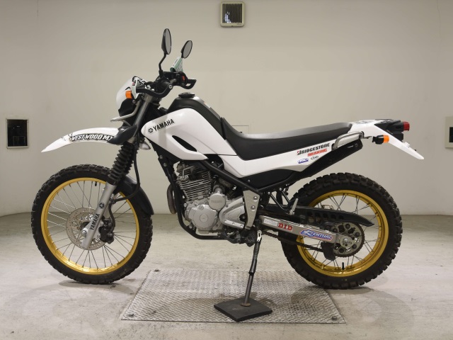 Yamaha SEROW 250-2