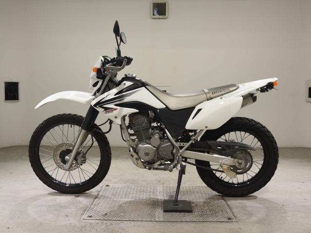 Honda XR230