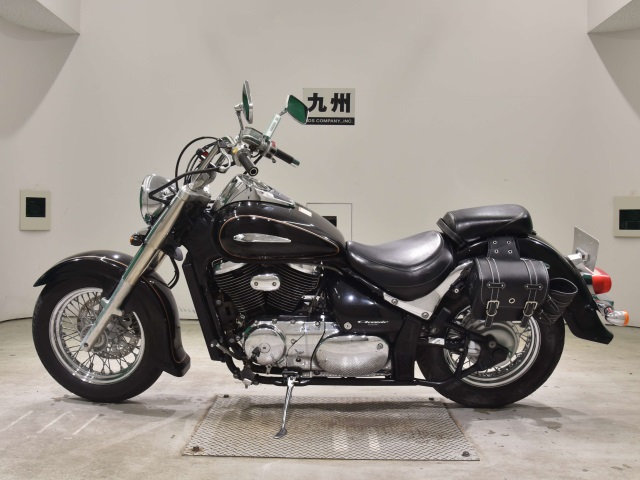 Suzuki INTRUDER 400 CLASSIC