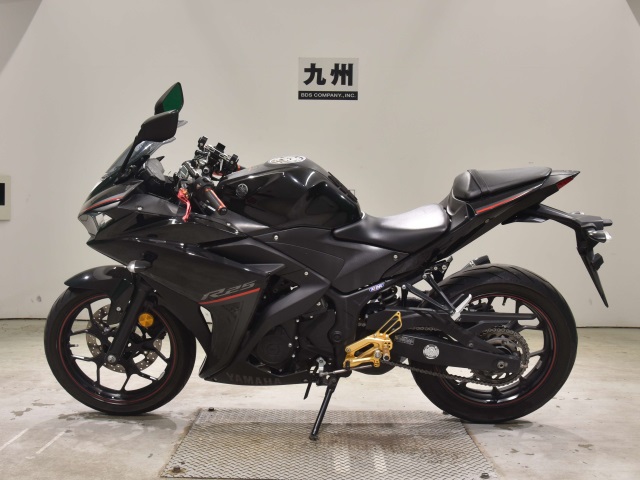Yamaha YZF-R25