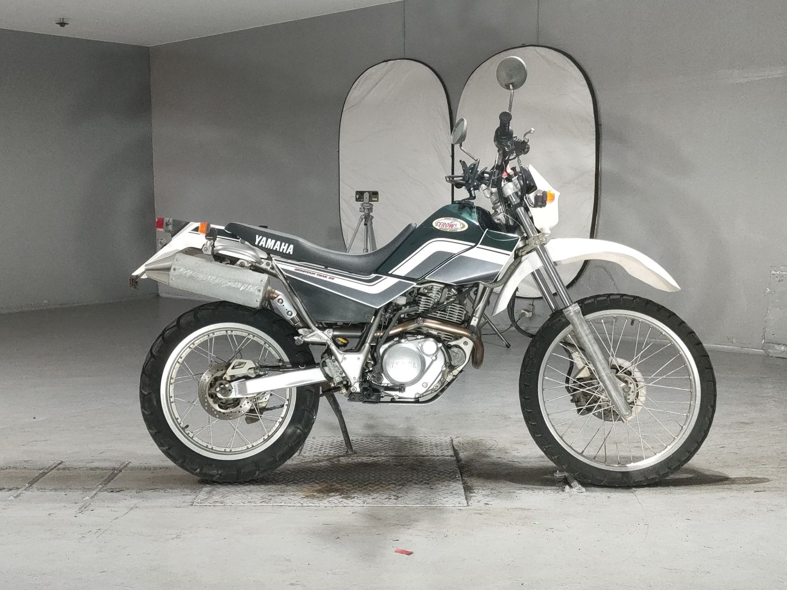 Yamaha SEROW 225W
