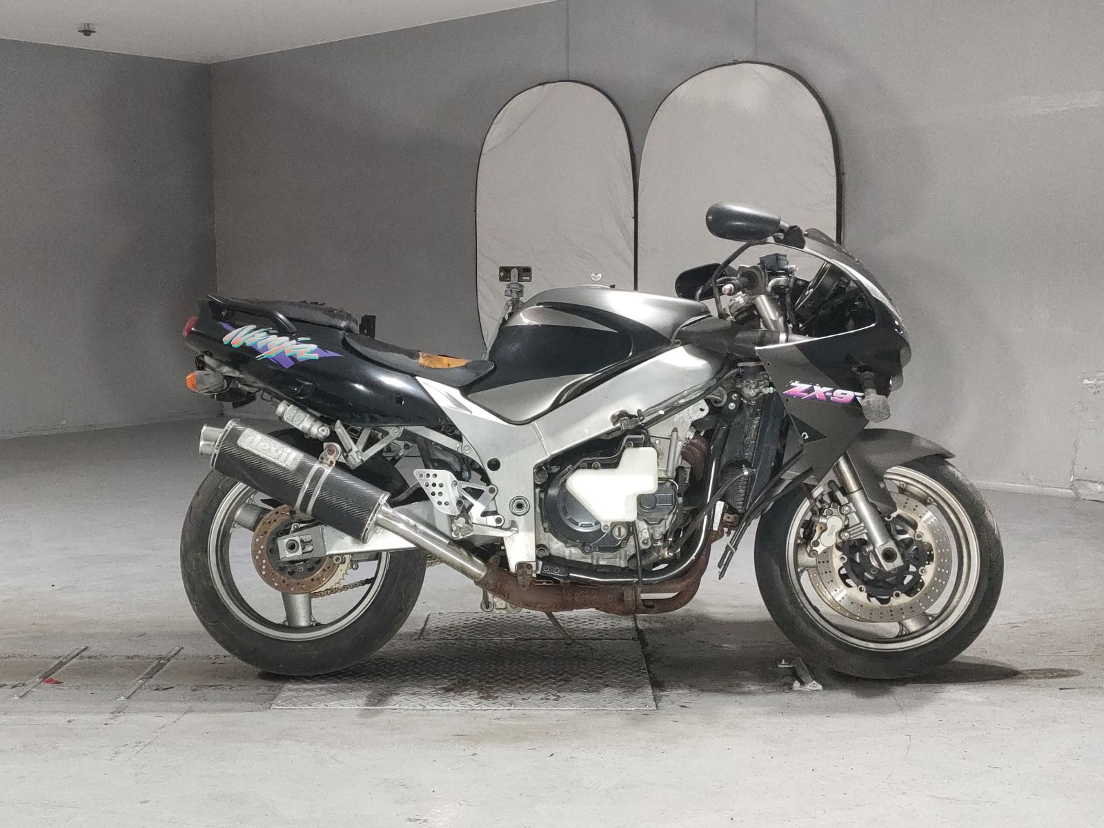 Kawasaki ZX-9R