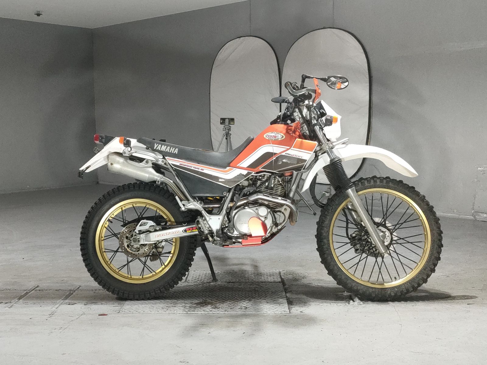 Yamaha SEROW 225W