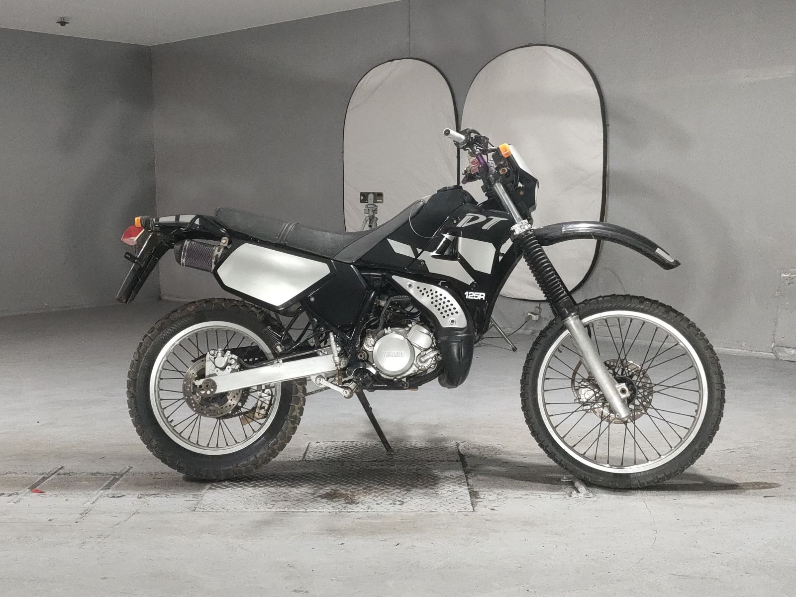 Yamaha DT125R