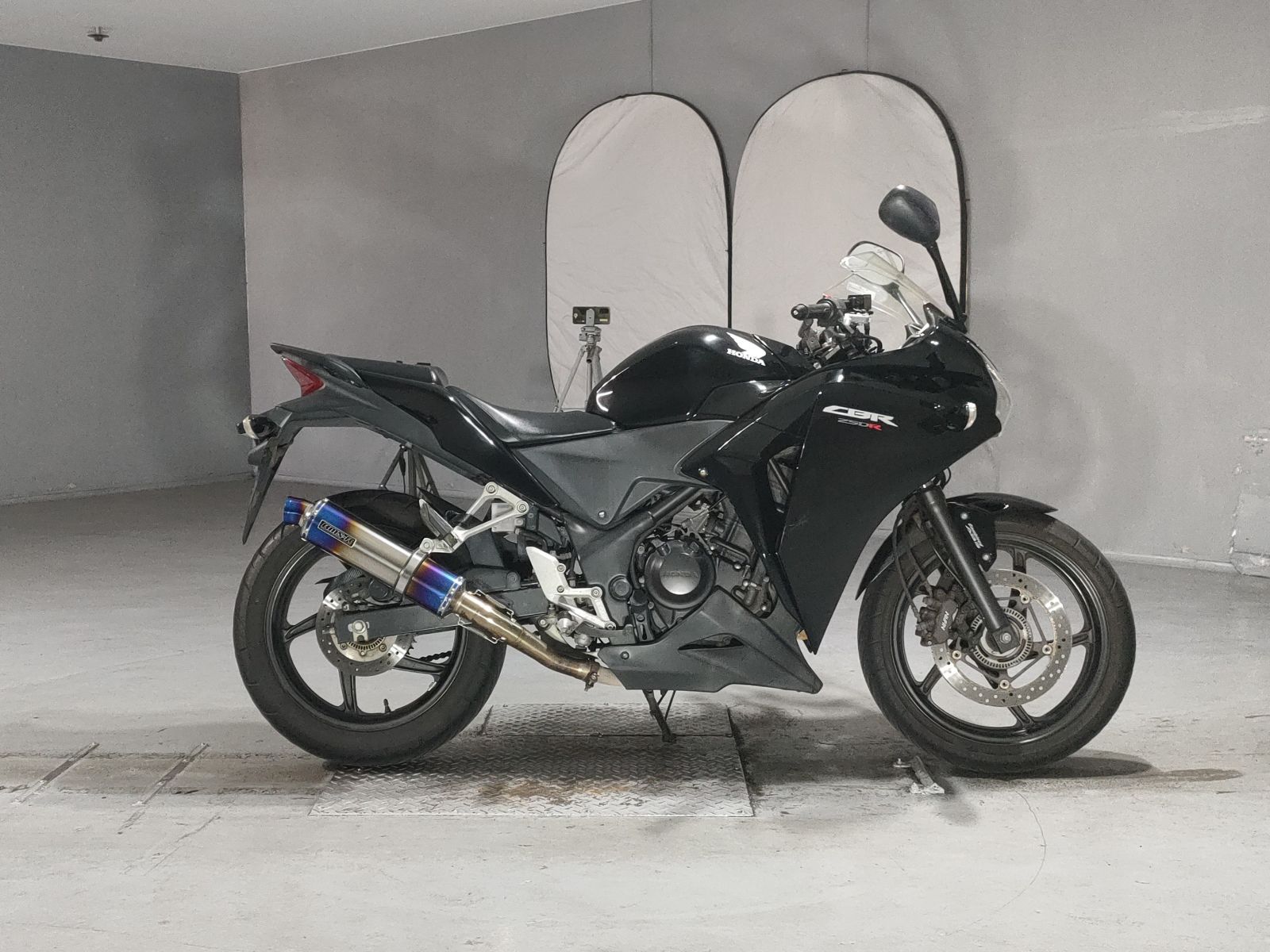 Honda CBR250R