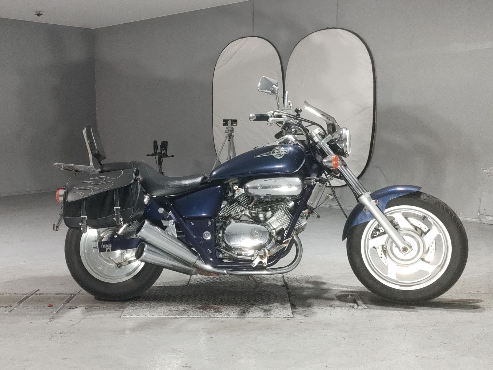 Honda MAGNA 250