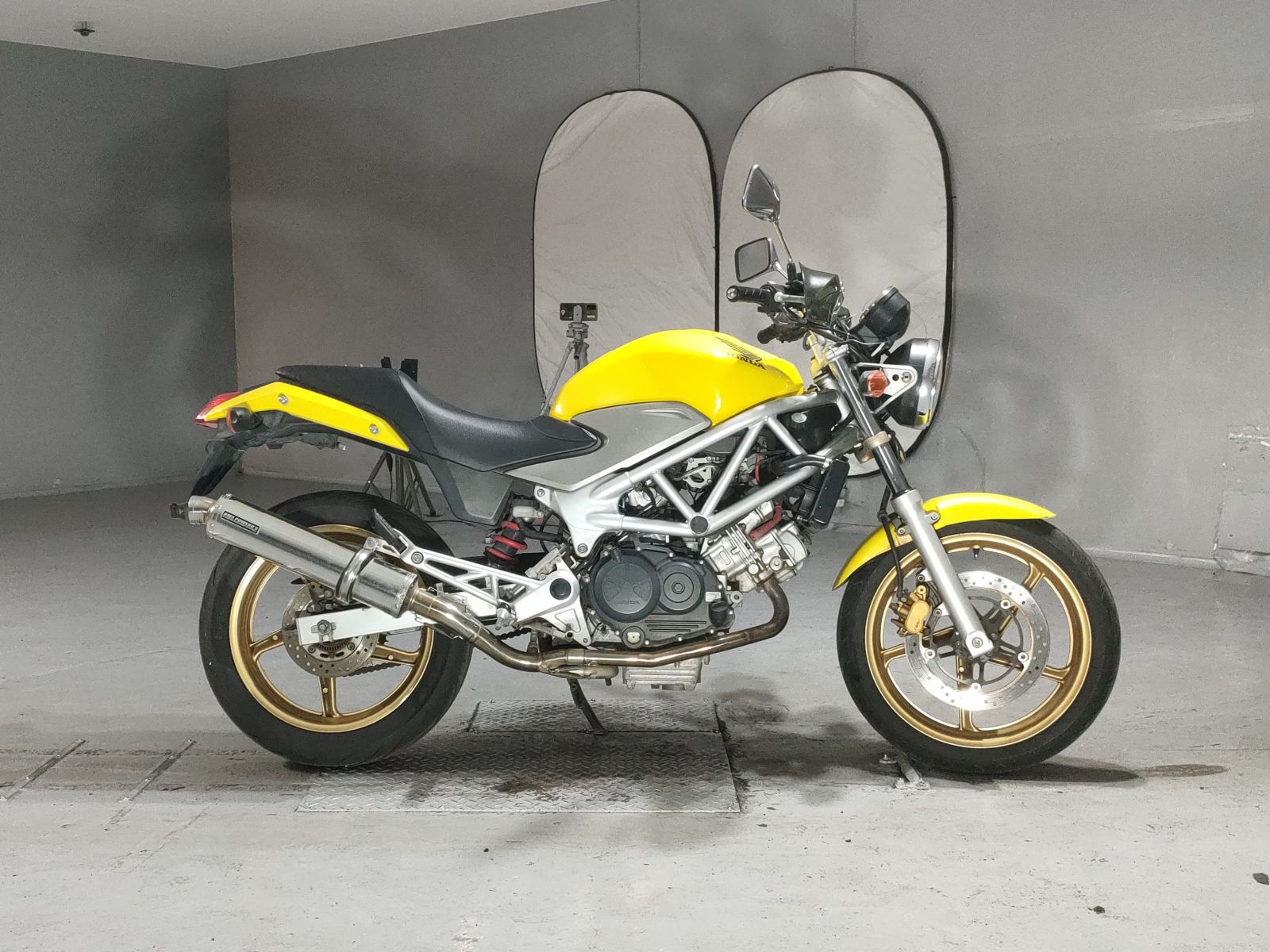 Honda VTR250
