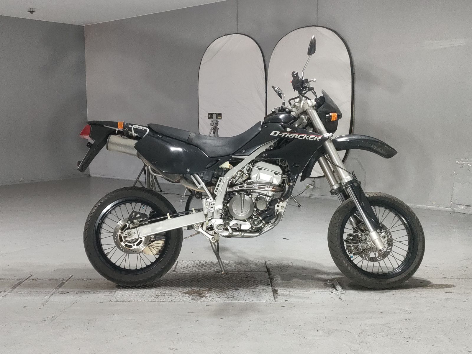 Kawasaki D-TRACKER