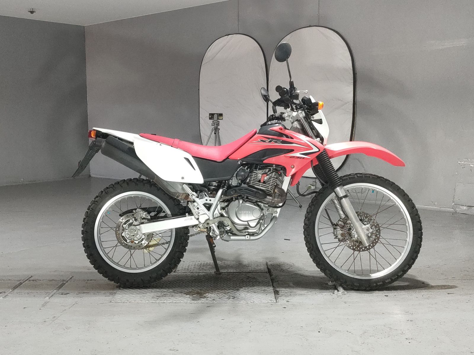 Honda XR230