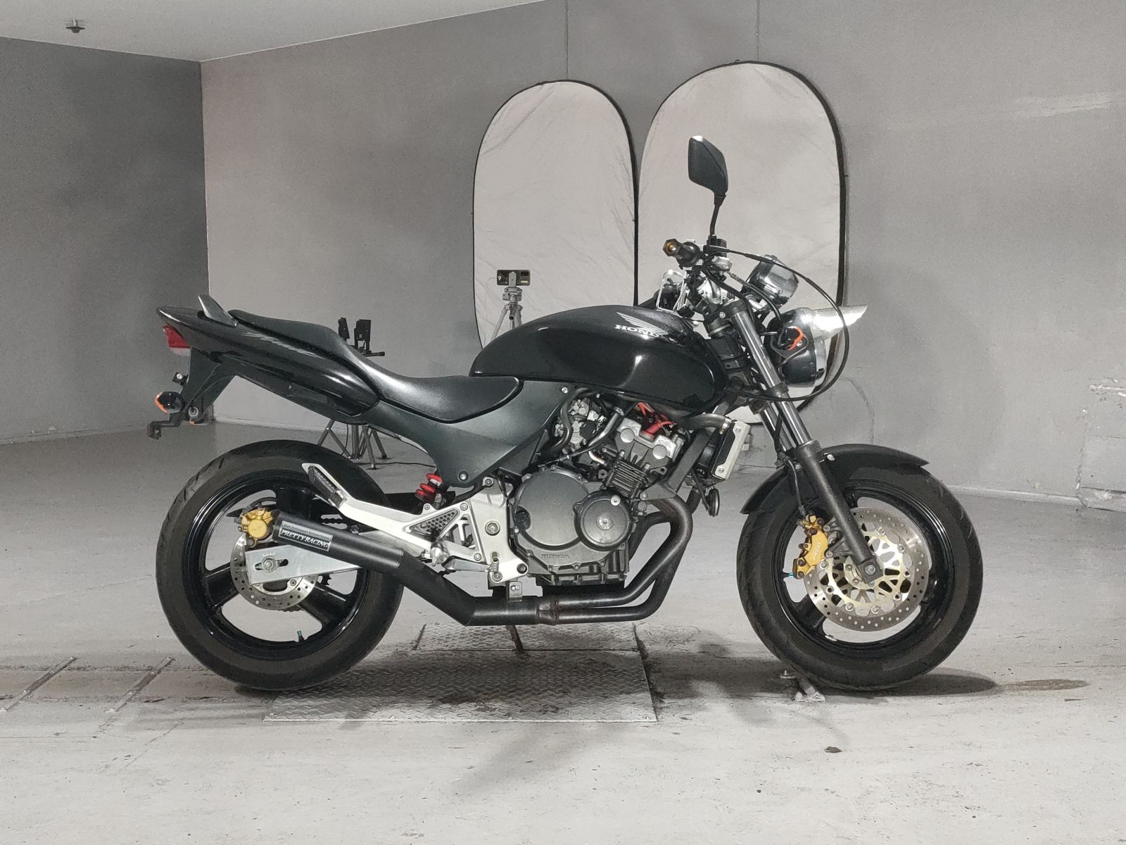 Honda HORNET250