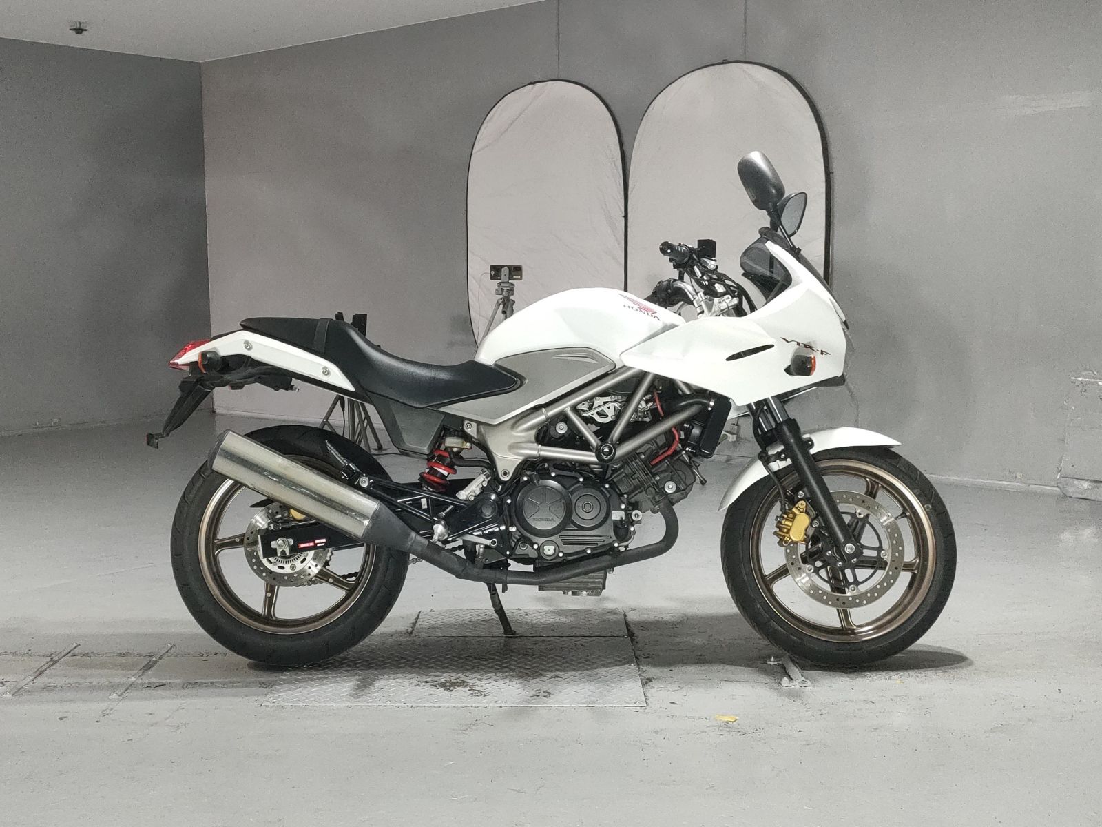 Honda VTR250F