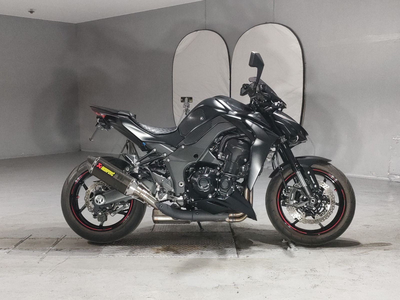 Kawasaki Z1000