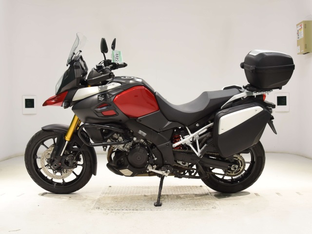 Suzuki V STROM1000A