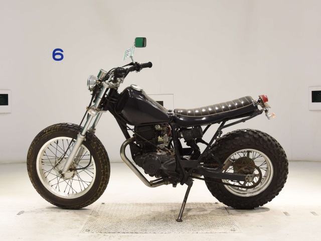 Yamaha TW200