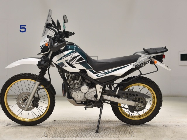 Yamaha SEROW 250-2