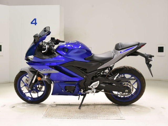 Yamaha YZF-R25A