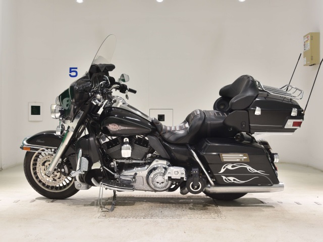 Harley-Davidson HARLEY FLHTC1580