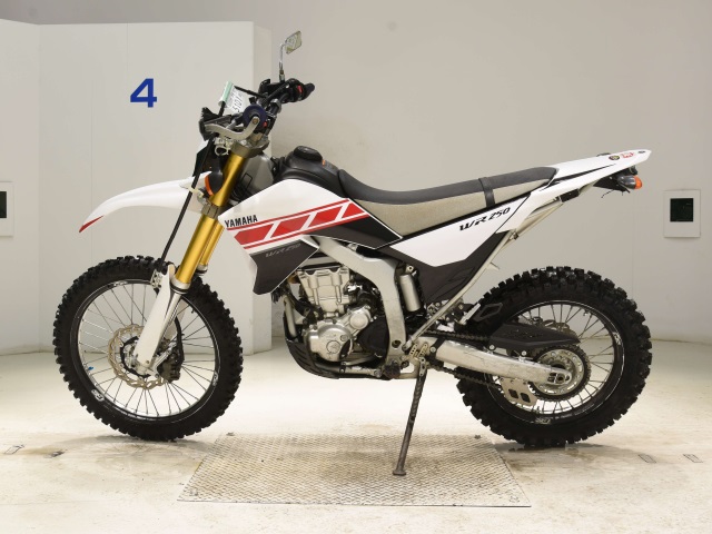 Yamaha WR250R