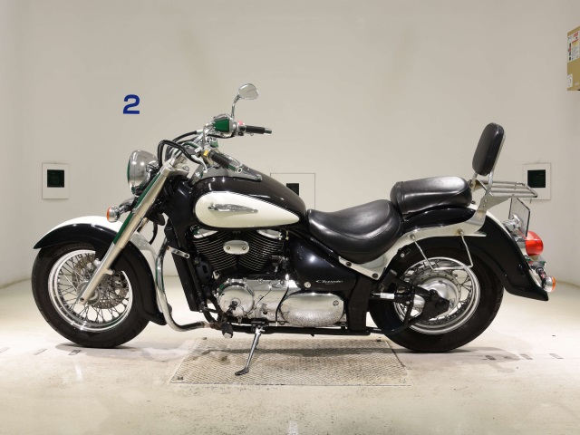 Suzuki INTRUDER 400 CLASSIC