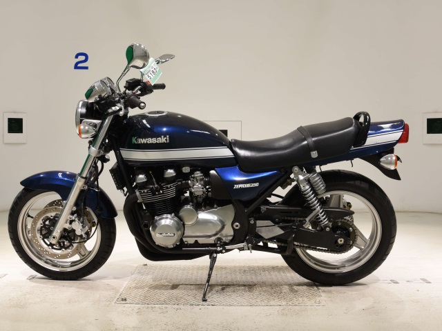 Kawasaki ZEPHYR750