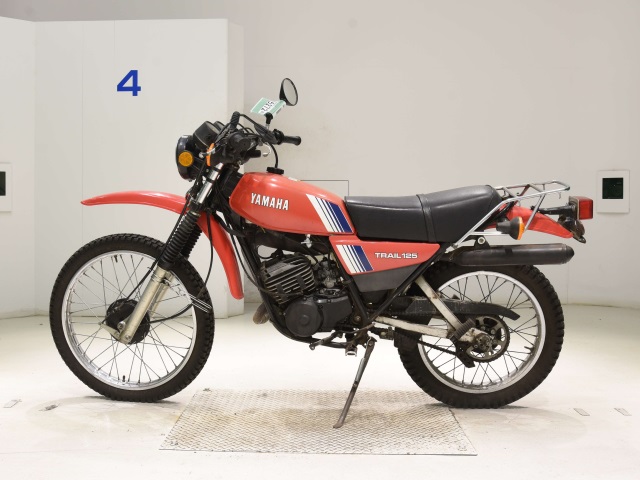 Yamaha DT125