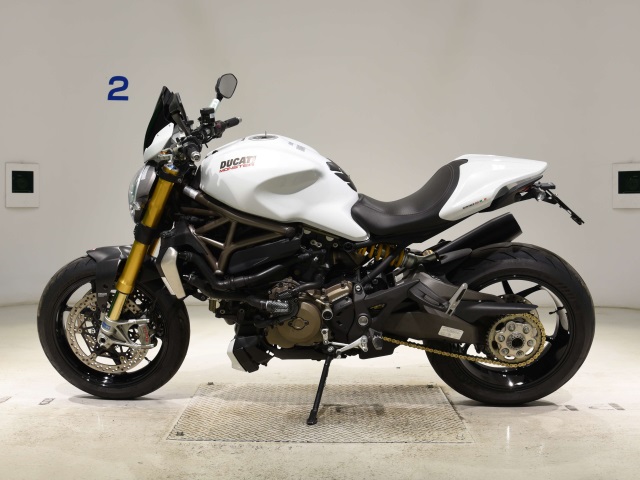 Ducati DUCATI MONSTER 1200S