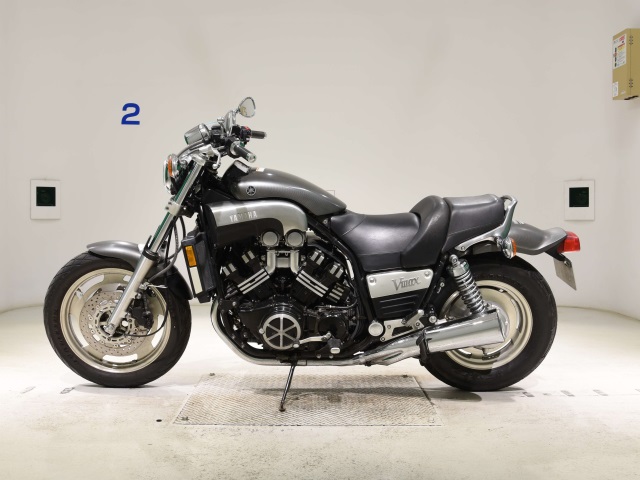 Yamaha V-MAX