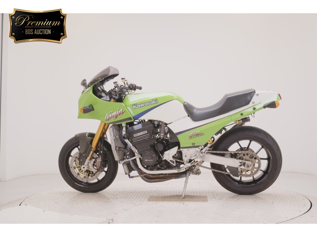 Kawasaki GPZ900R