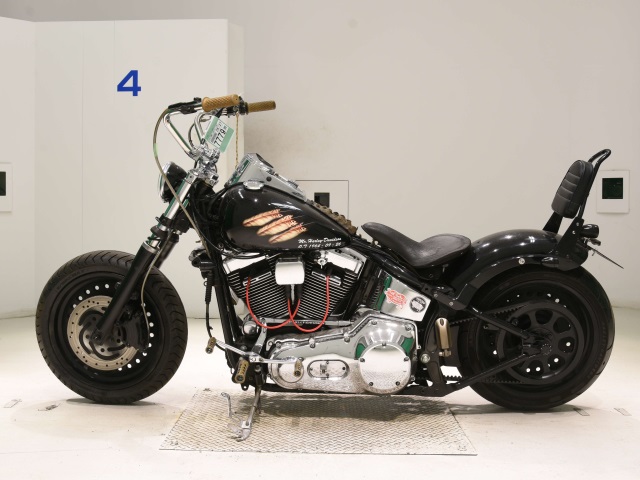 Harley-Davidson HARLEY FLSTF1450