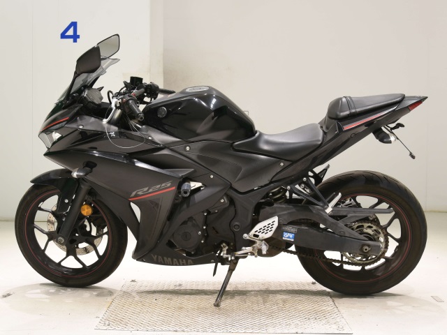 Yamaha YZF-R25