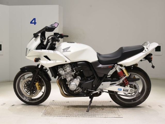 Honda CB400SFV-4 BOLDORABS