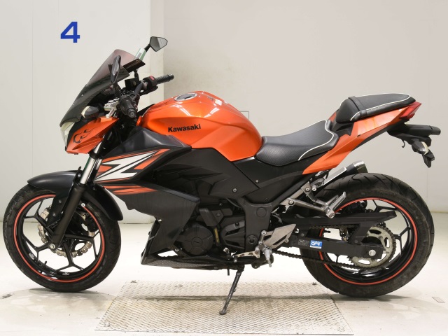 Kawasaki Z250