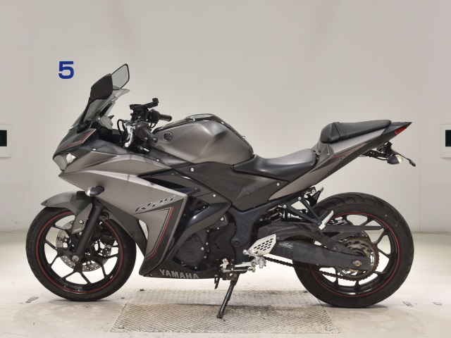 Yamaha YZF-R25A