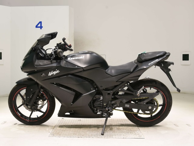 Kawasaki NINJA250R