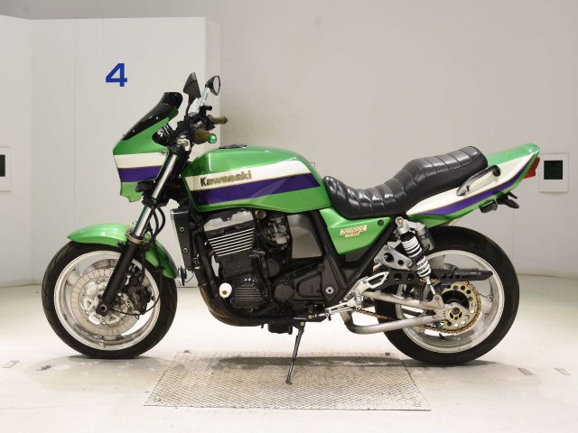 Kawasaki ZRX1100