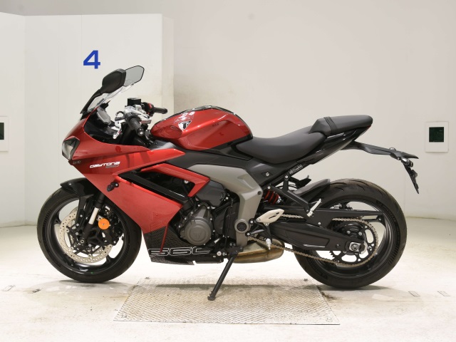 OTHER TRIUMPH DAYTONA 660