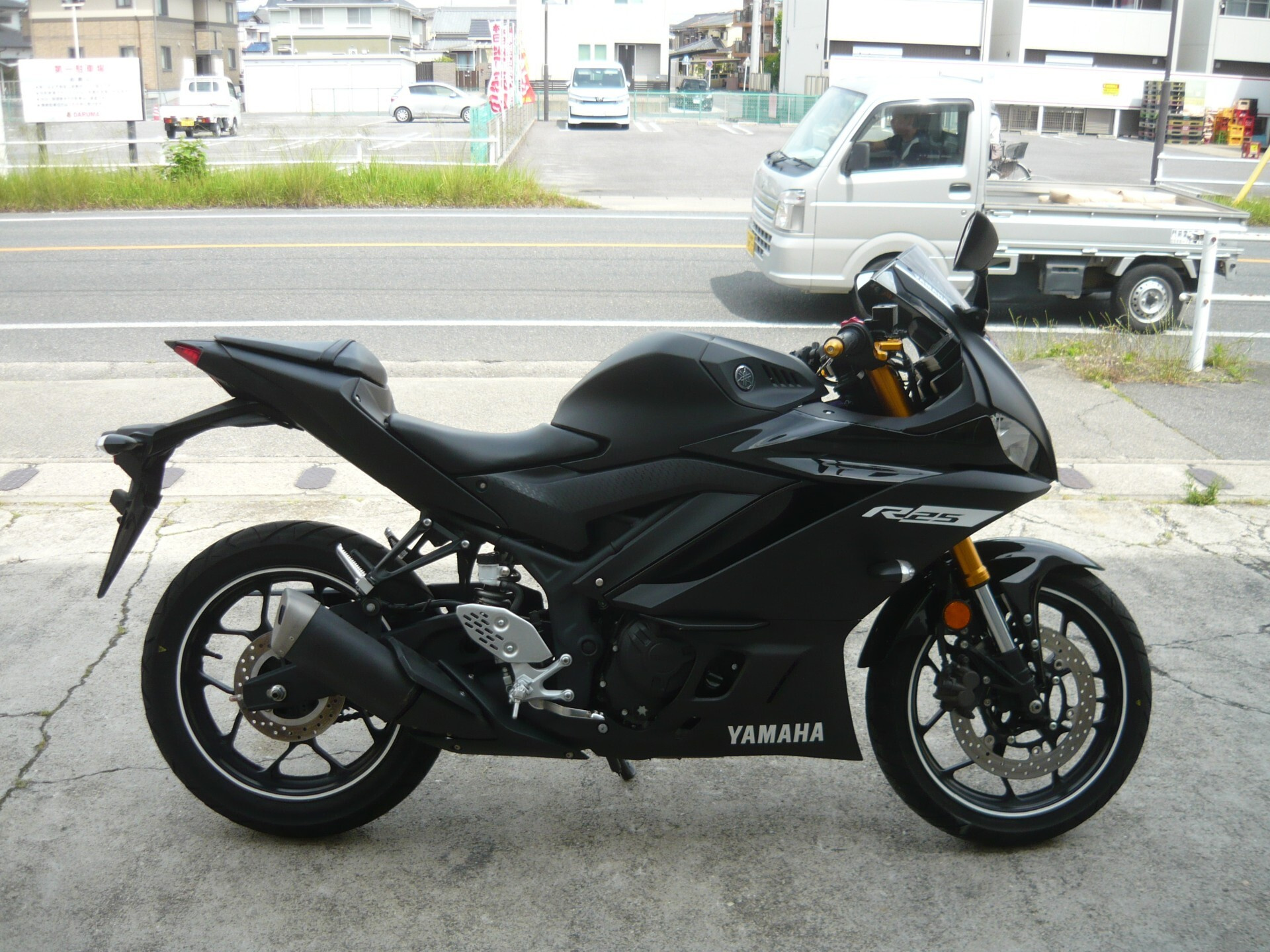Yamaha YZF-R25