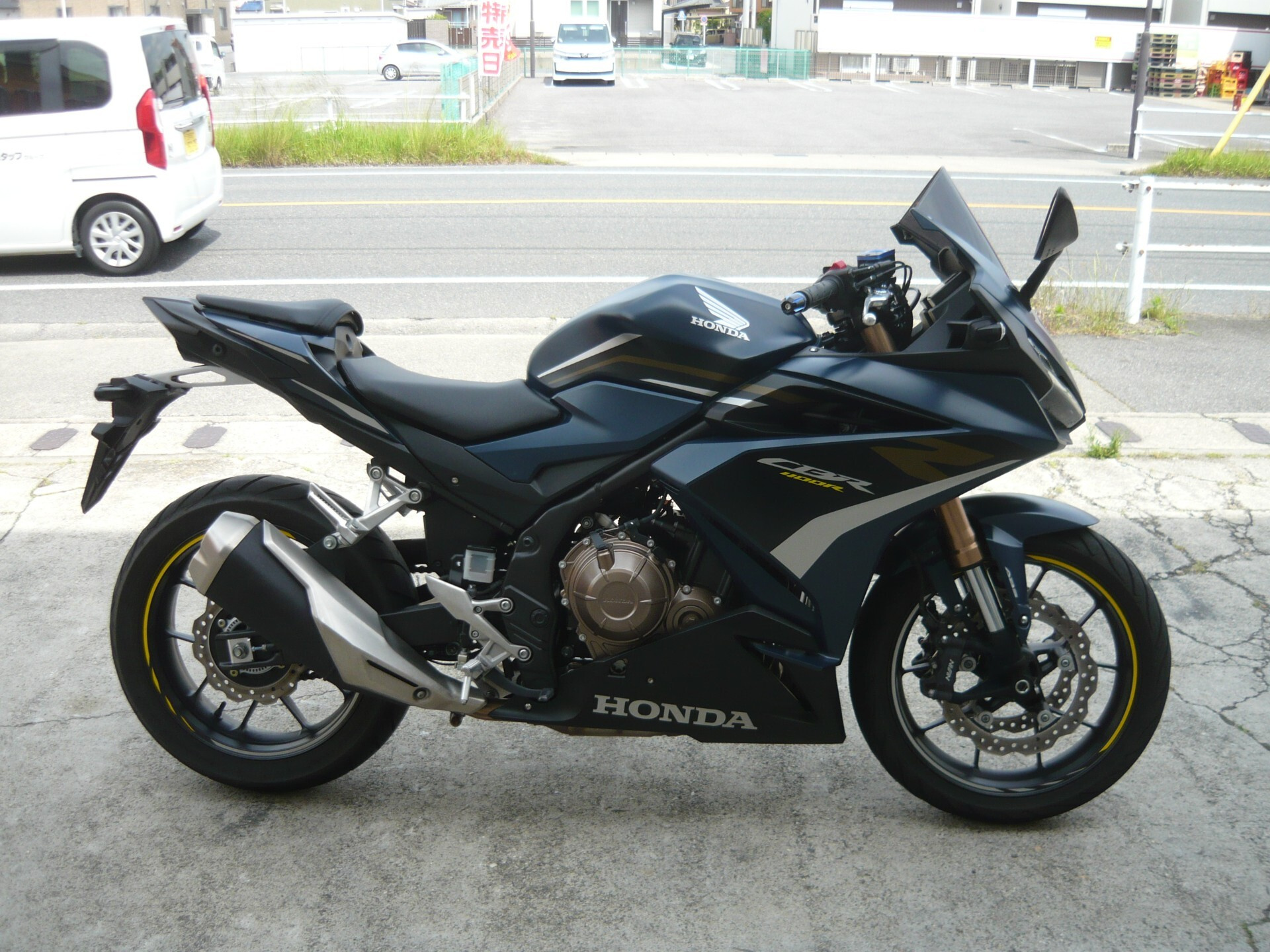 Honda CBR400R ABS